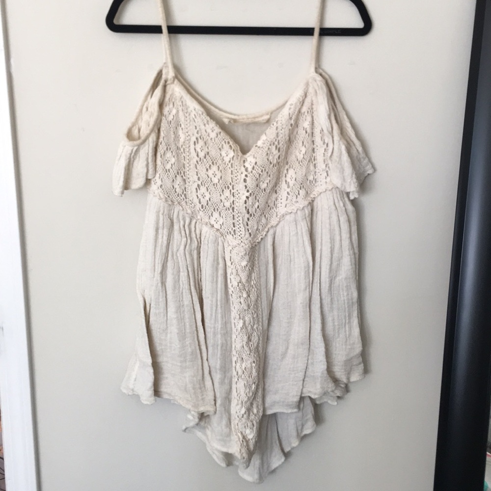 Jen’s pirate booty Cold shoulder tunic